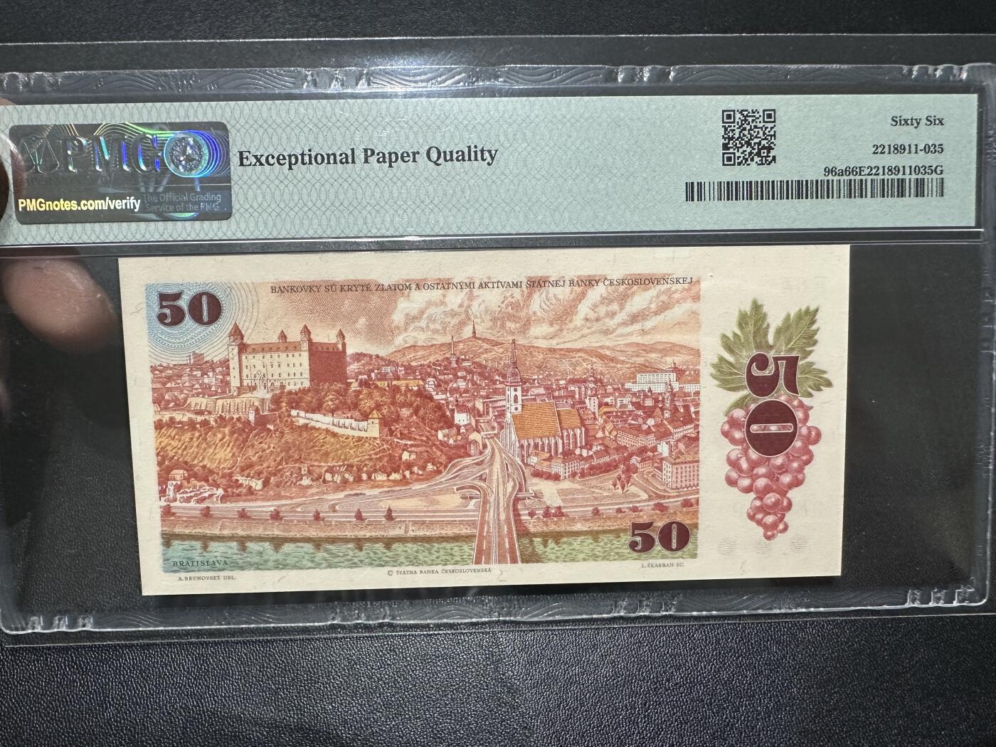 《外钞收藏家》第四百五十三期 1987年捷克斯洛伐克50克朗 PMG66  靓号980890（96a）