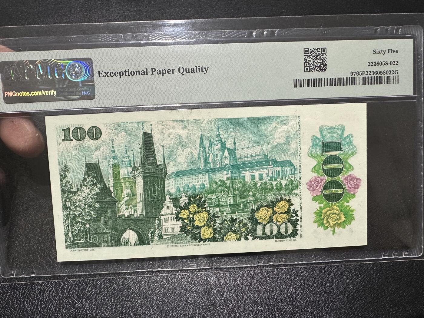 《外钞收藏家》第四百五十三期 1989年捷克100克朗 PMG65 A01冠