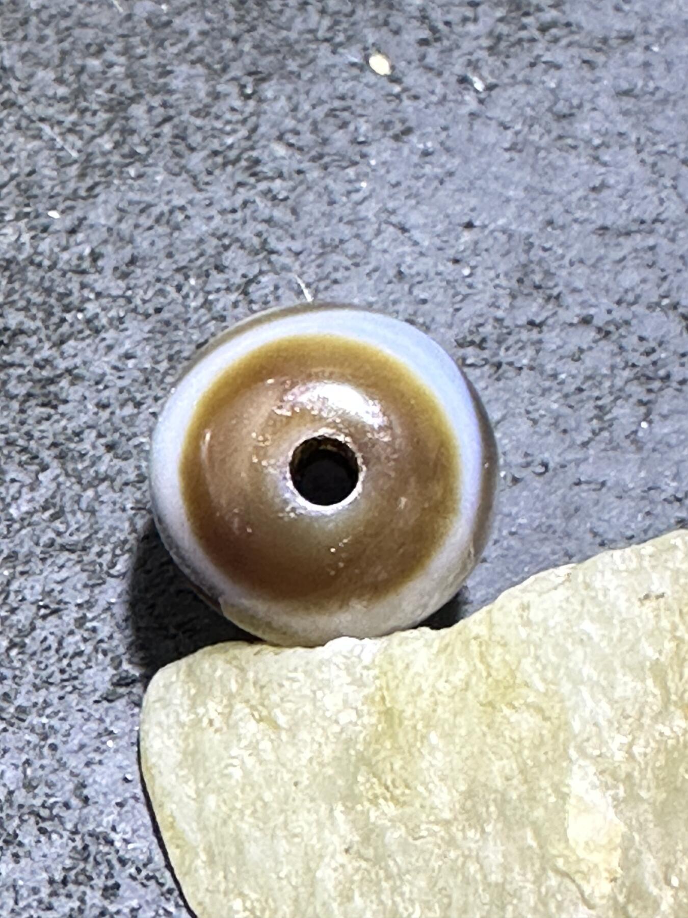 仅此一颗，精品藏传三眼天珠一颗！