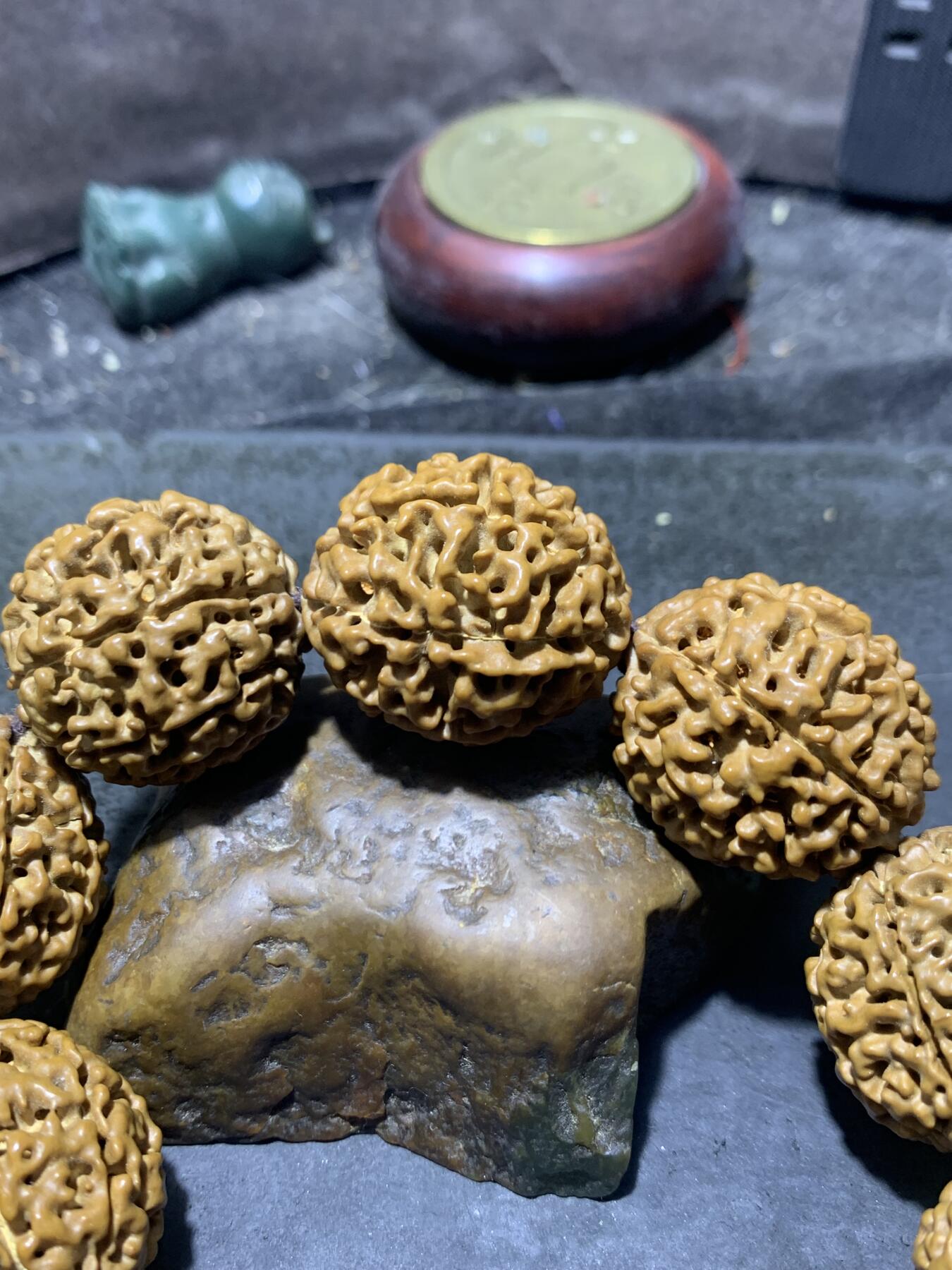 精美印尼七瓣落地红金刚菩提单圈一条