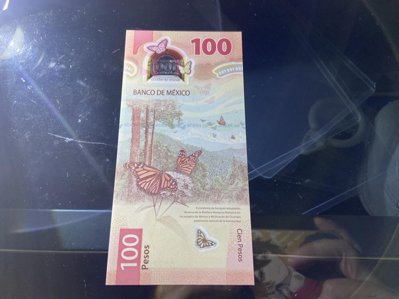 【炜奕收藏】，第二十期，裸钞专场 墨西哥100比索塑料钞，获奖钞，UNC品相