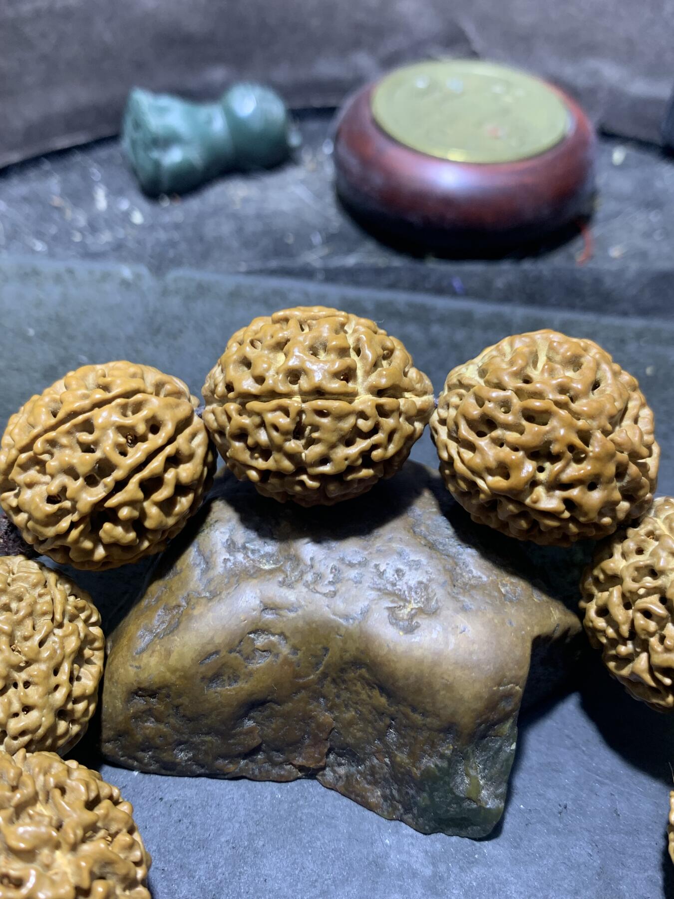 精美印尼七瓣落地红金刚菩提单圈一条
