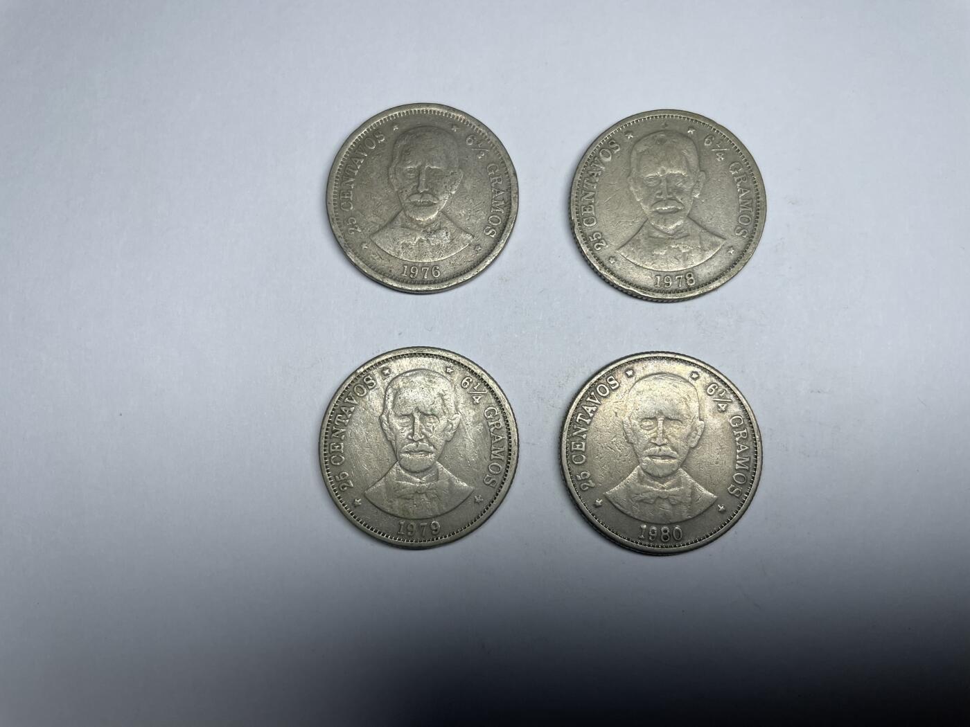每日一拍，2024年集古藏今外币拍卖第十九期-第3场—（总第183拍），可以寄存60天，满160元包邮。 多米尼加25分4枚