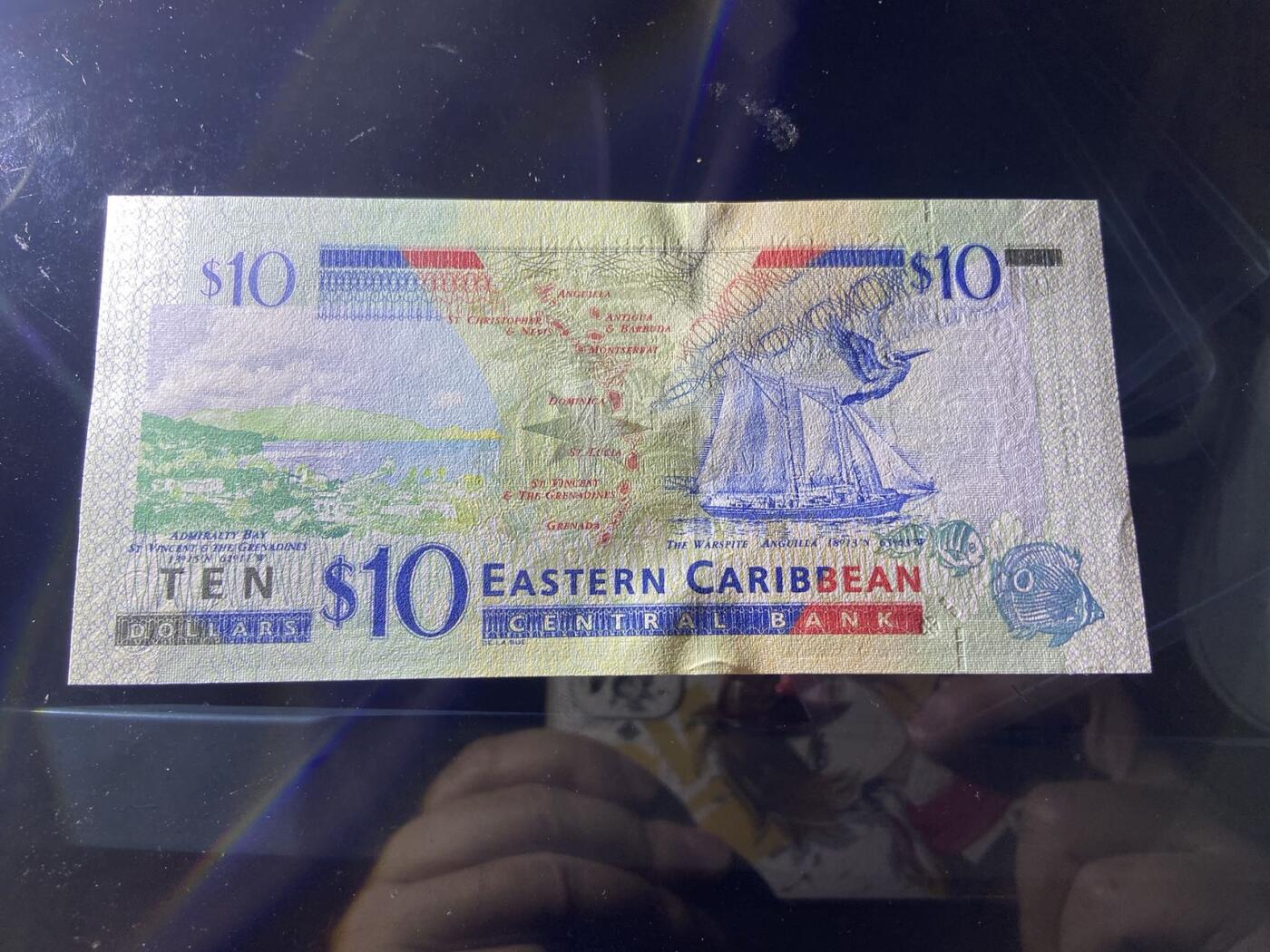 【炜奕收藏】，第二十期，裸钞专场 东加勒比10元，UNC品相