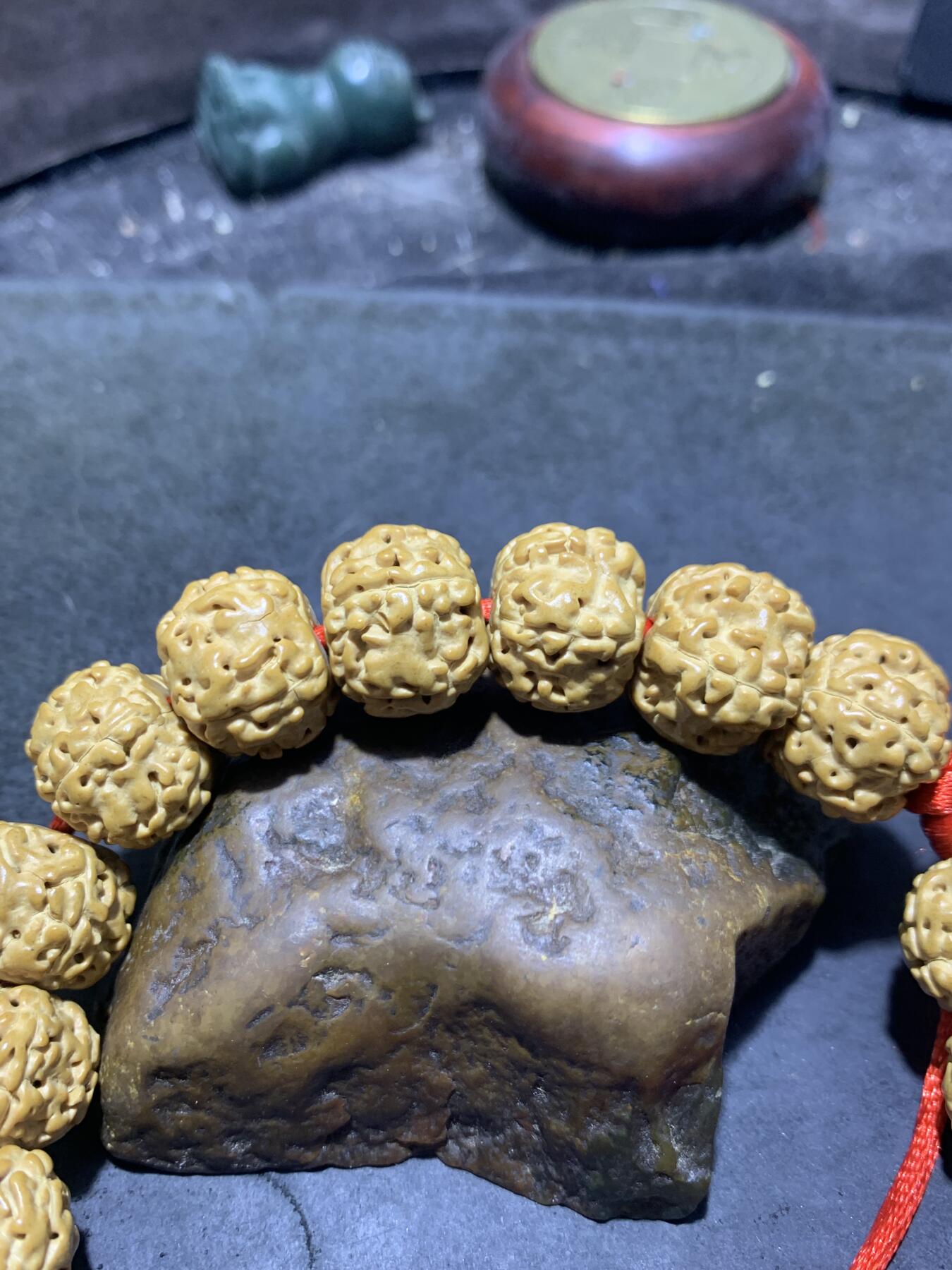精美勿里达藏式黄皮虾王金刚菩提子手串一条