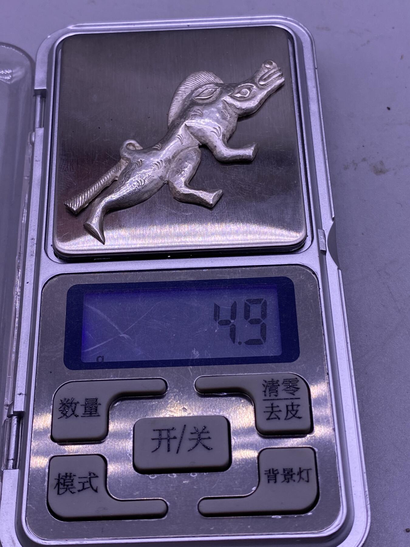 老银兽饰品，尺寸5.5厘米，品相如图，260包快递