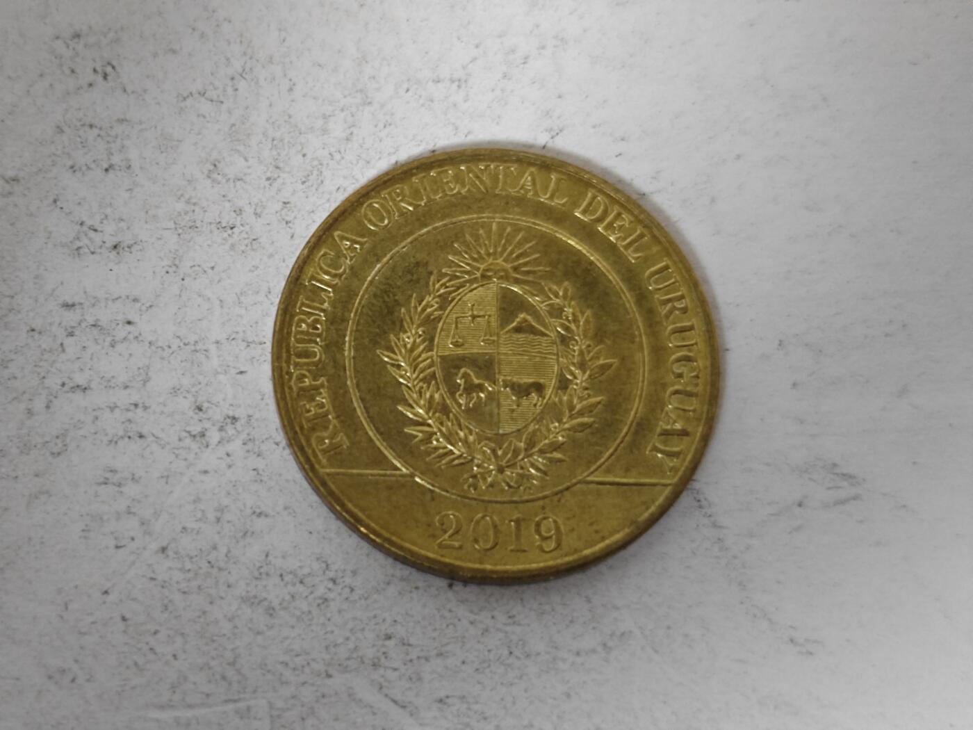 （全店满五十包邮）第14期 小精品、少见散币专场（有佣金） 乌拉圭五比索