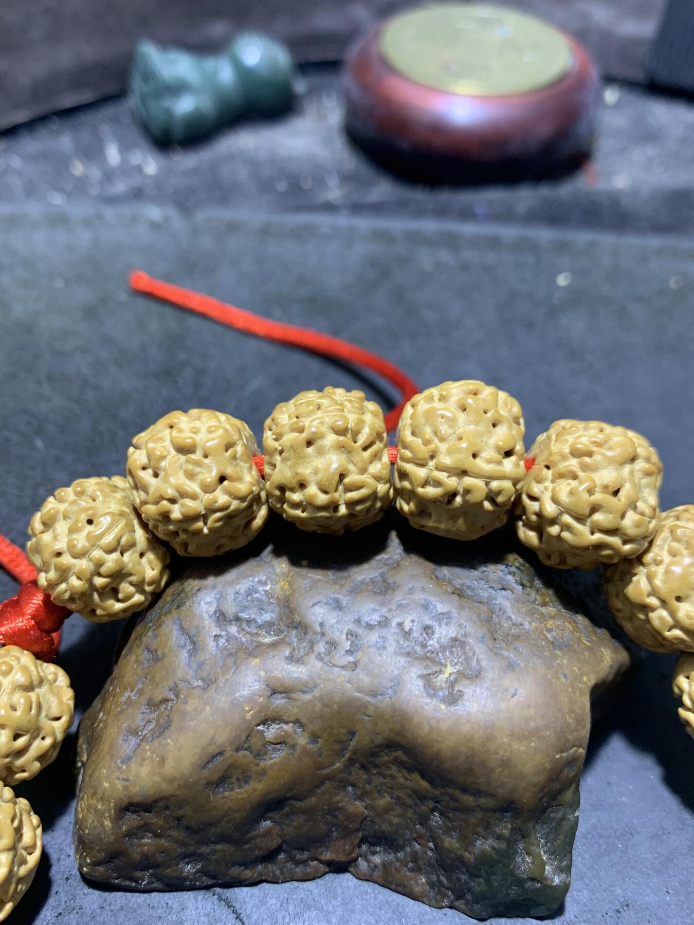 精美勿里达藏式黄皮虾王金刚菩提子手串一条