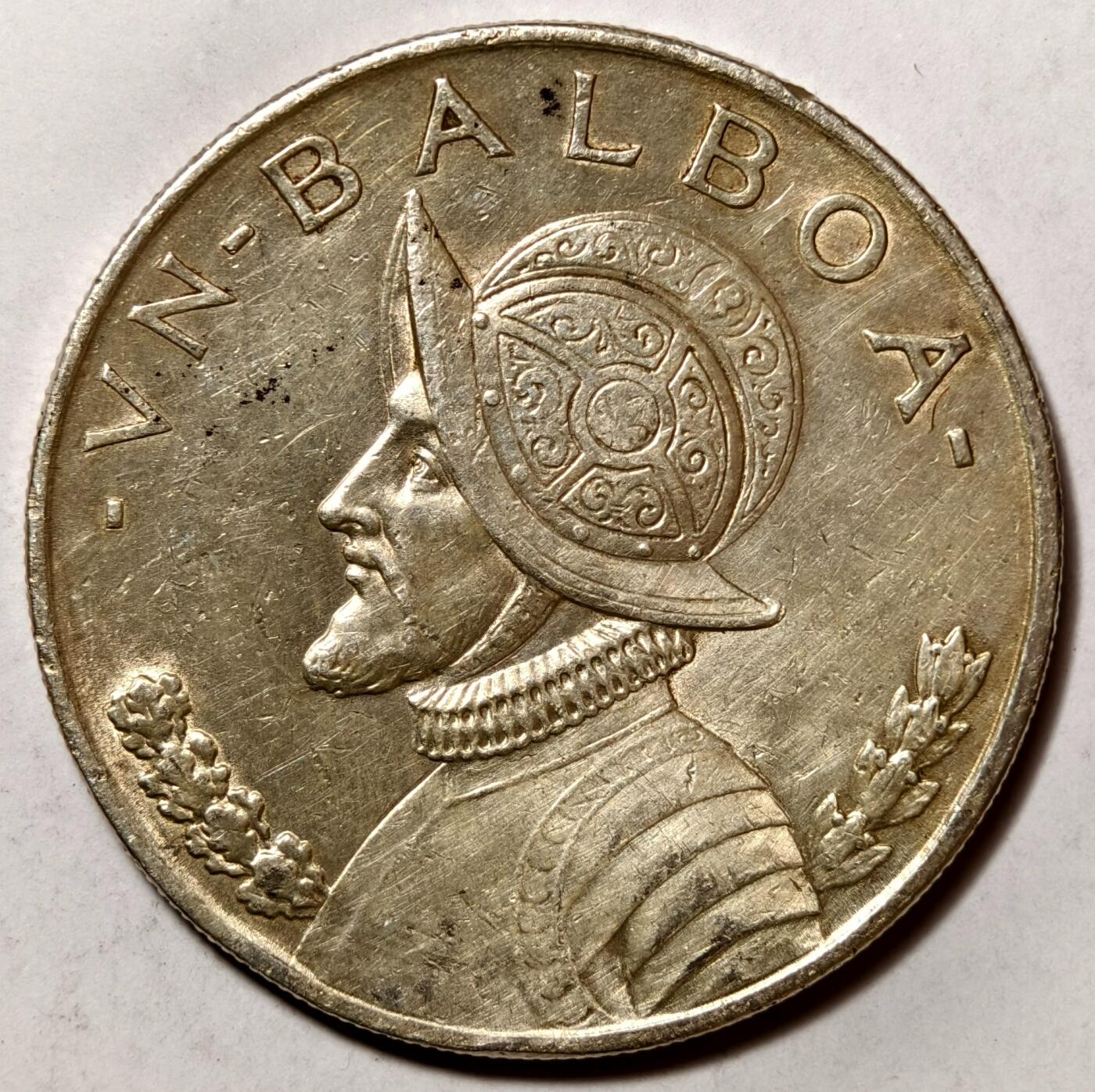 紫瑗钱币——第468期 巴拿马 1947年 总督巴尔博亚 1巴波亚 0.9银  26.73 克