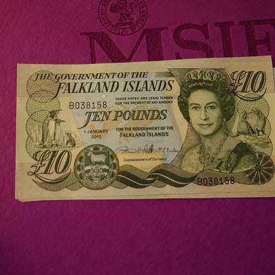 【世界钱币】精选微拍第154期暨2024年第66期～部分新品卖剩品种展销 2011年福克兰群岛10镑 全新绝品无47尾号158