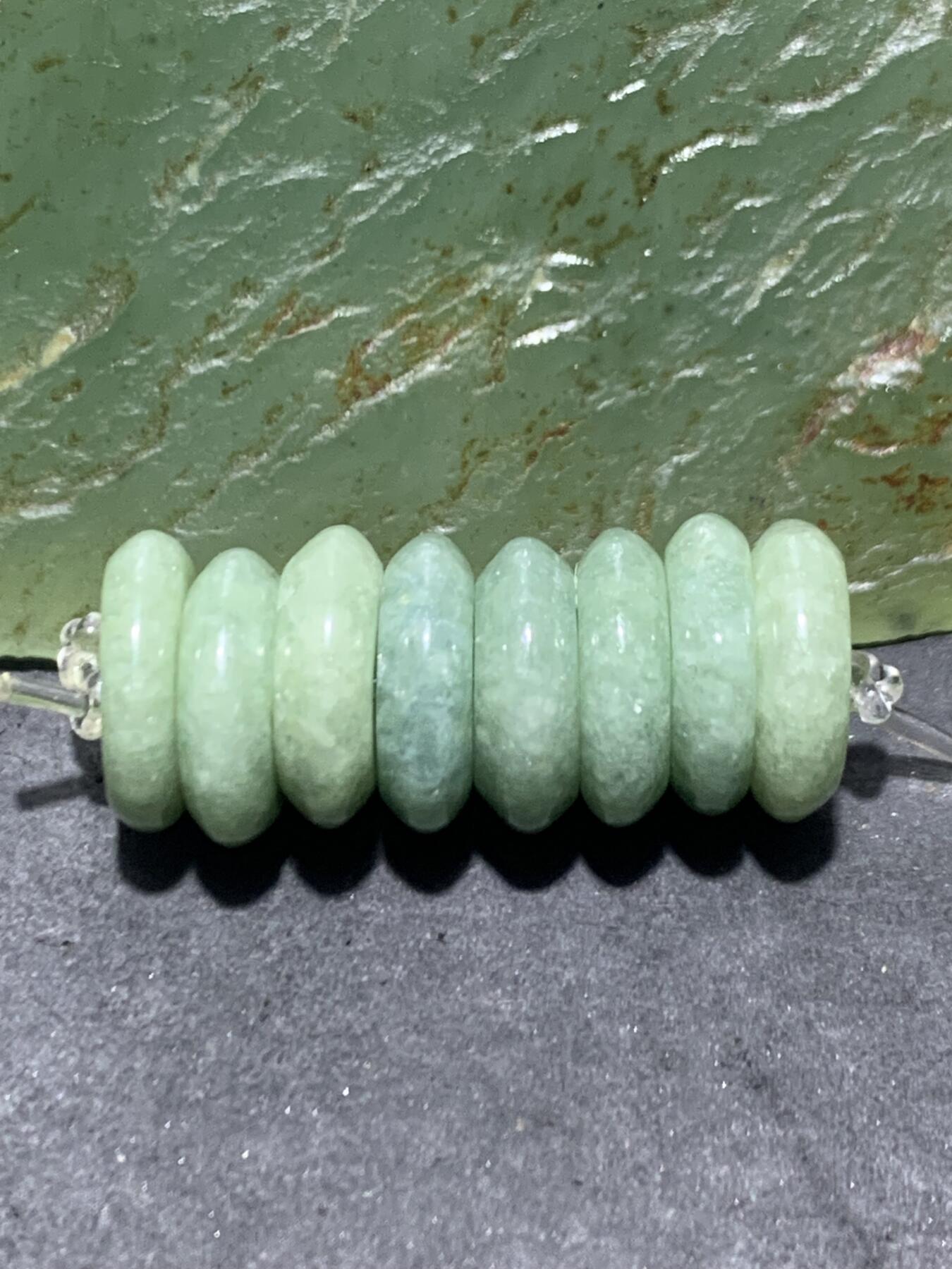 天然A货翡翠通货随形隔片一组！