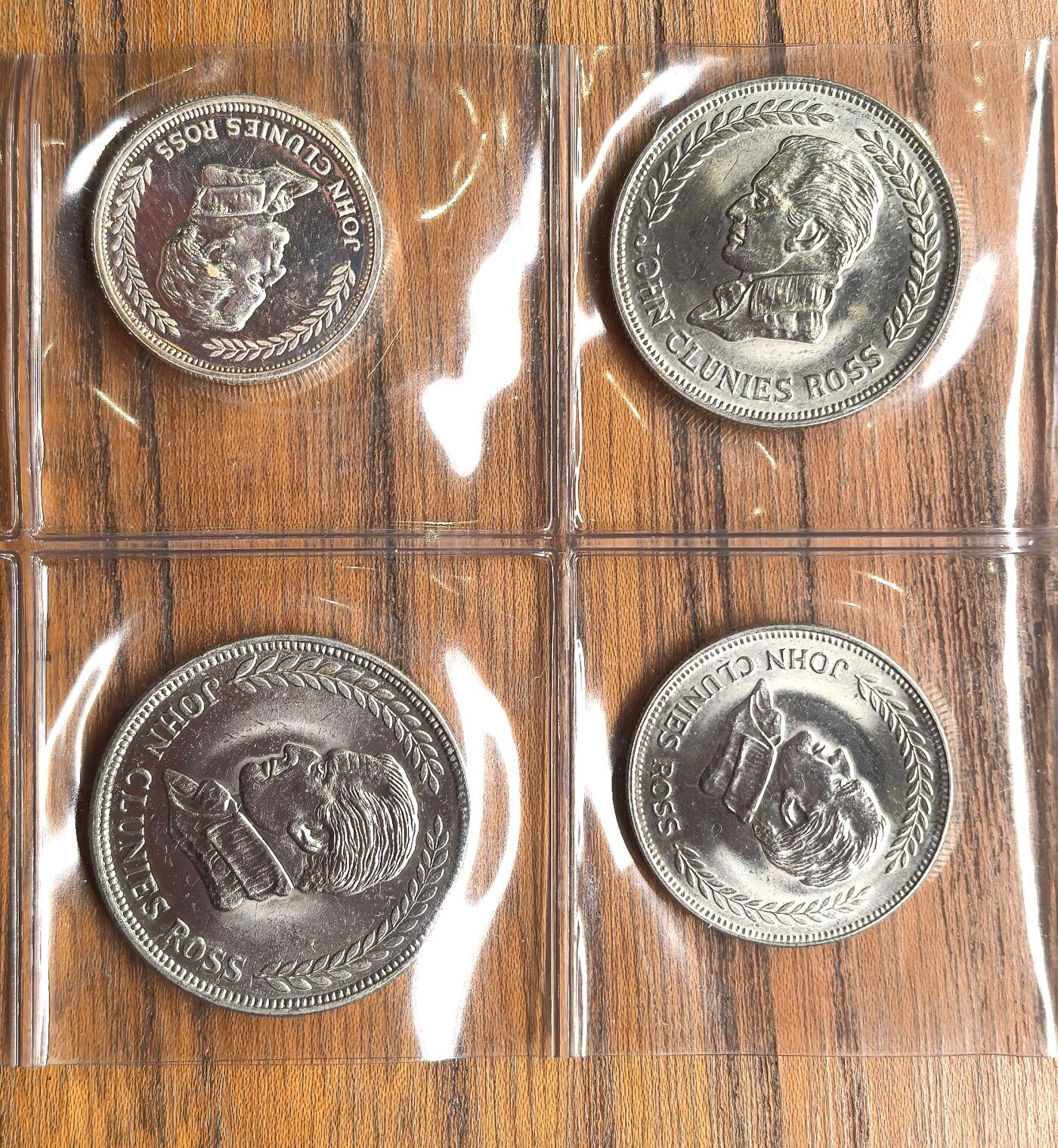 凡希社世界钱币微拍第二百九十三期 1977基林科科斯MINT SET &10/25卢比银币九枚大全套，UNC完未品，这套沉淀充分，现在相当少见了。现在