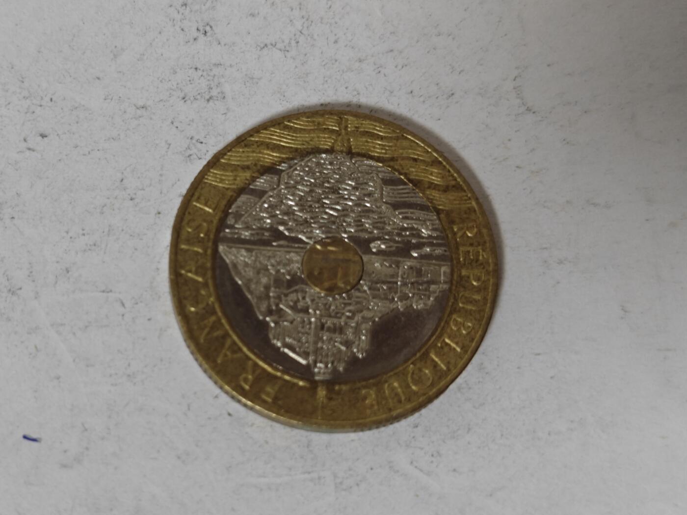 （全店满五十包邮）第14期 小精品、少见散币专场（有佣金） 法国双色币  20法郎。