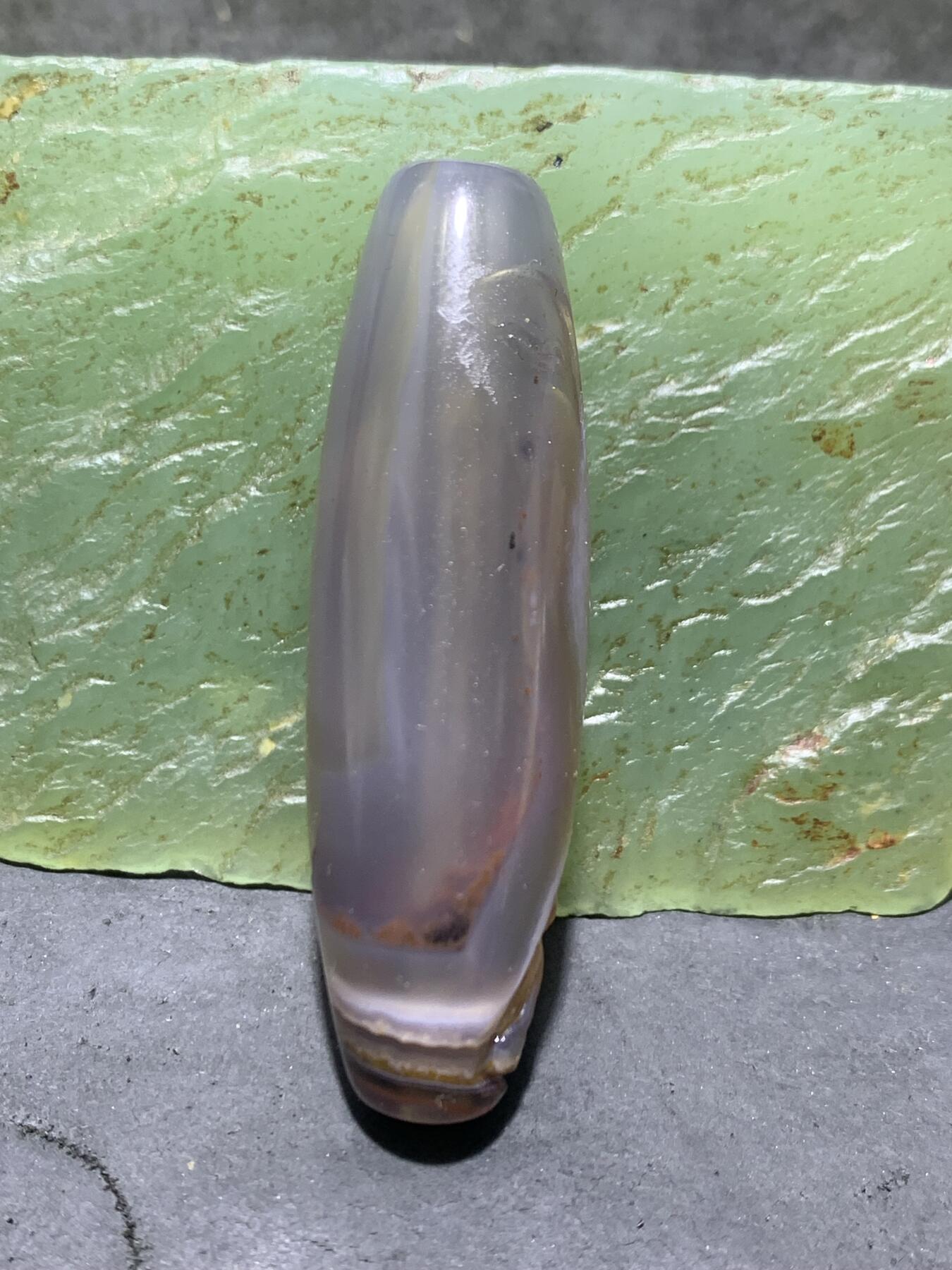 精美亚光高玉化草花纹巴西玛瑙手工俏色巧雕一心向佛意境桶珠一个
