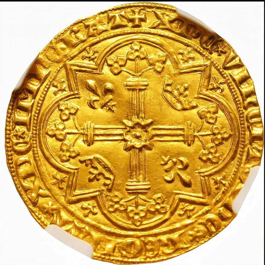  【所见状态最佳之一】法国 1364-80年“贤明王”——查理五世金币 NGC MS63 图案清晰完整 线条锐利深峻全深打 尤其是脸部开脸非常清晰可遇不可求 历经六七百年岁月洗礼依旧金光璀璨 钱币整体风格繁缛豪华 属于中世纪钱币中哥特艺术的巅峰之作 查理五世逆转了百年战争第一阶段的战局 使法国得以复兴