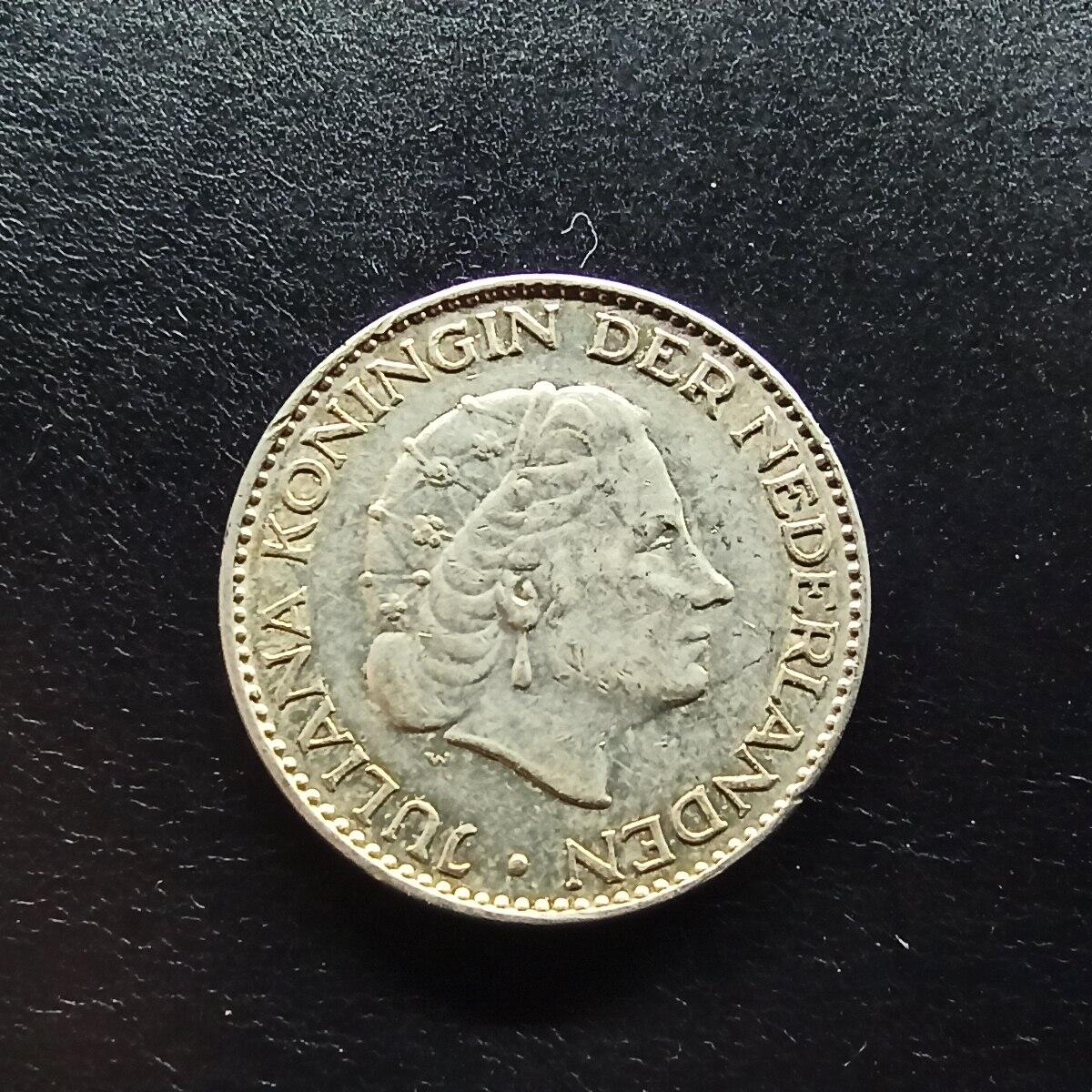 邮泉阁限时拍卖第十五场 各国硬币专场（拍卖结束后请付邮费，存留时间过长需全部邮寄） 荷兰1963年1盾银币6.5克0.720