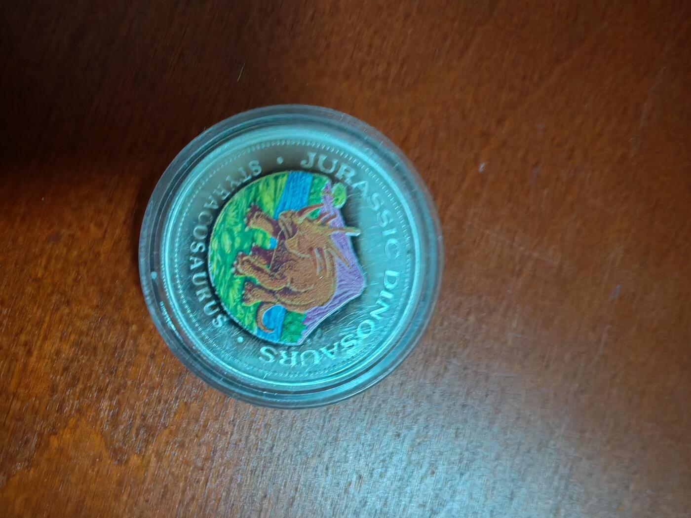 长老汇龙年精选第三十七场拍卖 1993赤道几内亚恐龙7000法郎彩色精制银币，20.52克999银