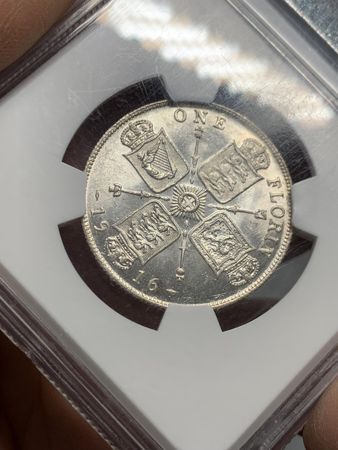 《竞宝斋》第337场 周日，周一，周二 3场连拍 （全场包邮） NGC MS61 英国1916年乔治五世一弗洛林2先令银币 高银版 老盒严评 肉眼可见的低评 转光强烈