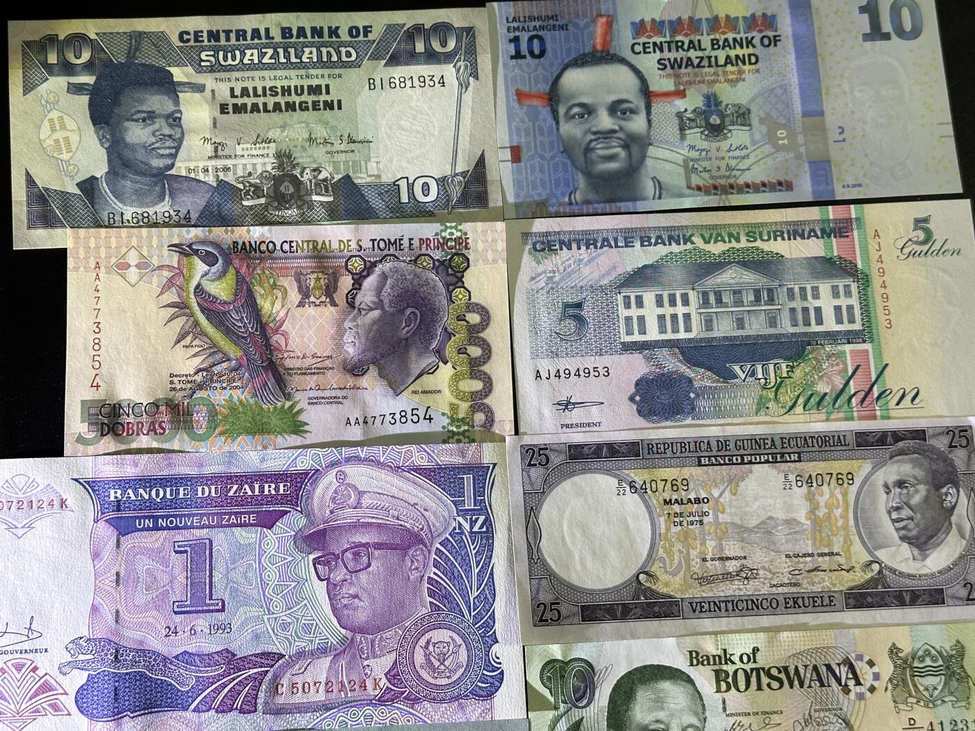 《外钞收藏家》第四百五十七期 斯威斯兰等十张精美纸币 全新UNC