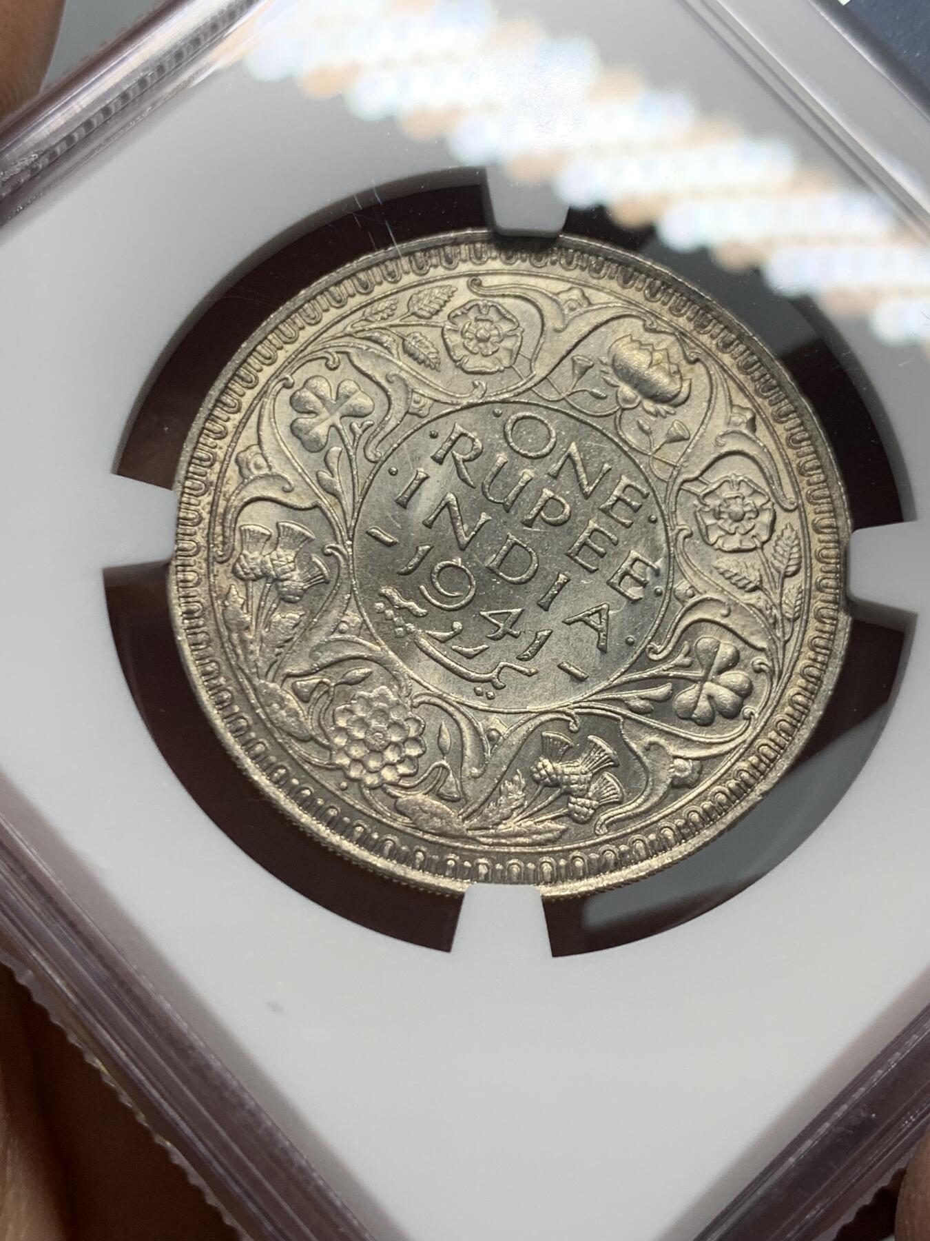 《竞宝斋》第337场 周日，周一，周二 3场连拍 （全场包邮） NGC MS61 英属印度1941年1卢比银币B版 乔治六世 早期窄边 原光卷拆