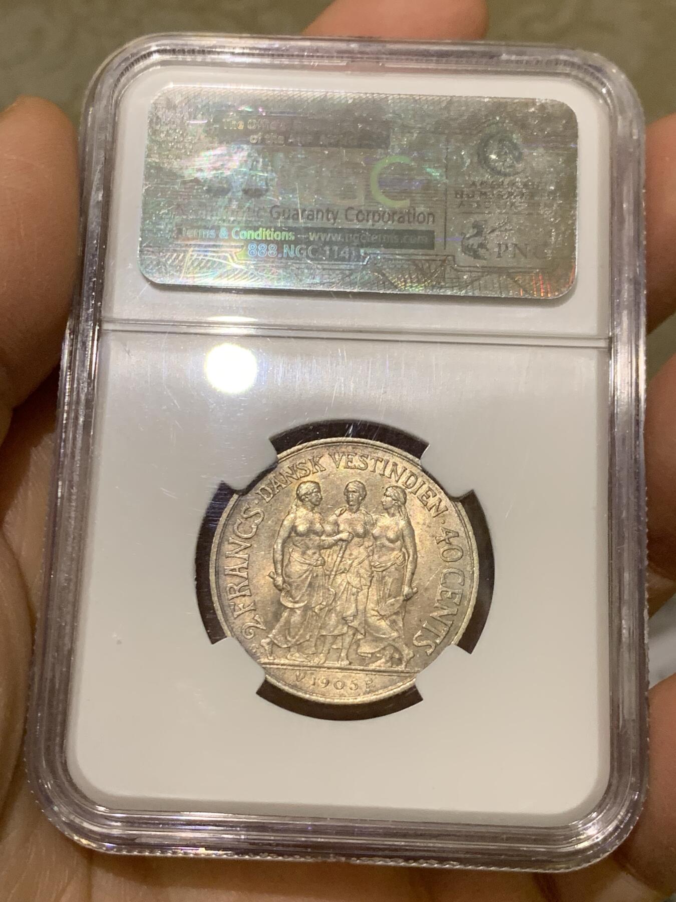 《竞宝斋》第337场 周日，周一，周二 3场连拍 （全场包邮） 殖民地名誉品 NGC MS63 丹属西印度 1905年 三女神银币 最大面值 深彩包浆 顶级品相 2021年同分成交1.8W