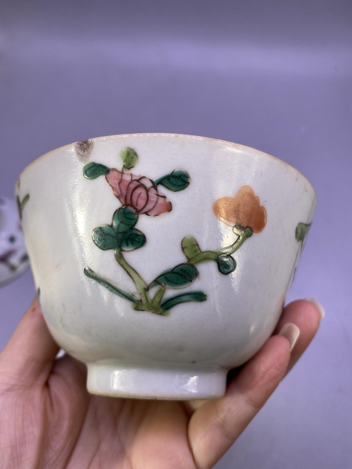 晚清粉彩花卉盖碗，尺寸8*10厘米，品相如图，特价68包快递
