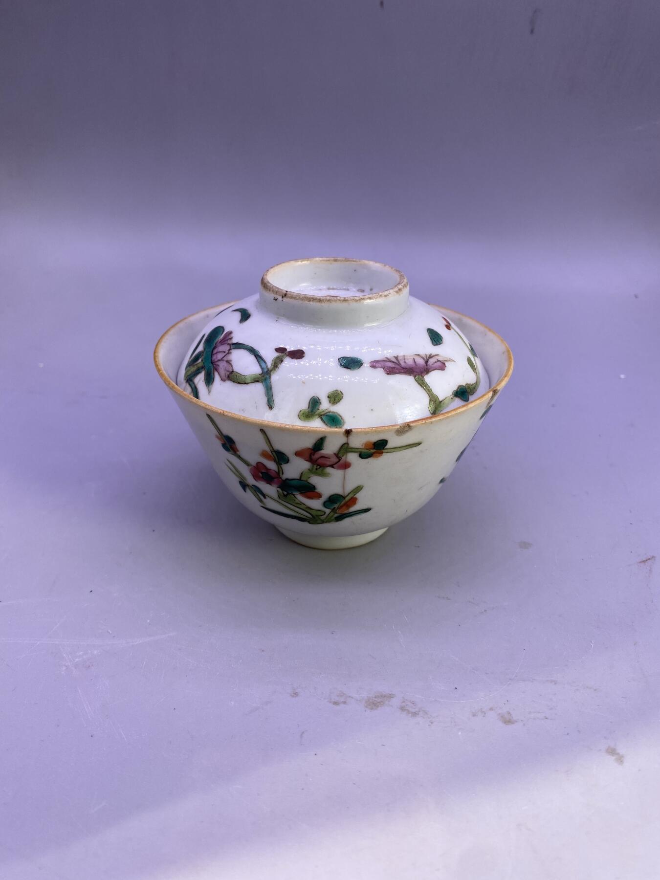 晚清粉彩花卉盖碗，尺寸8*10厘米，品相如图，特价68包快递