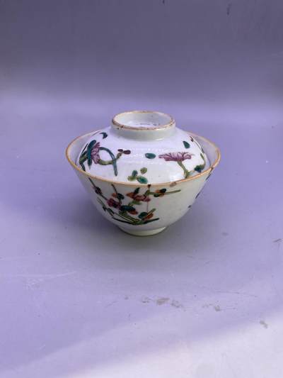 晚清粉彩花卉盖碗，尺寸8*10厘米，品相如图，特价68包快递 - 晚清粉彩花卉盖碗，尺寸8*10厘米，品相如图，特价68包快递