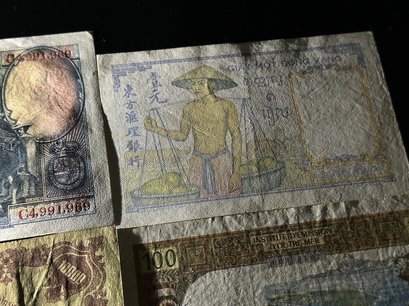 《外钞收藏家》第四百五十七期 西班牙等7张精美纸币 非全新 品相如图