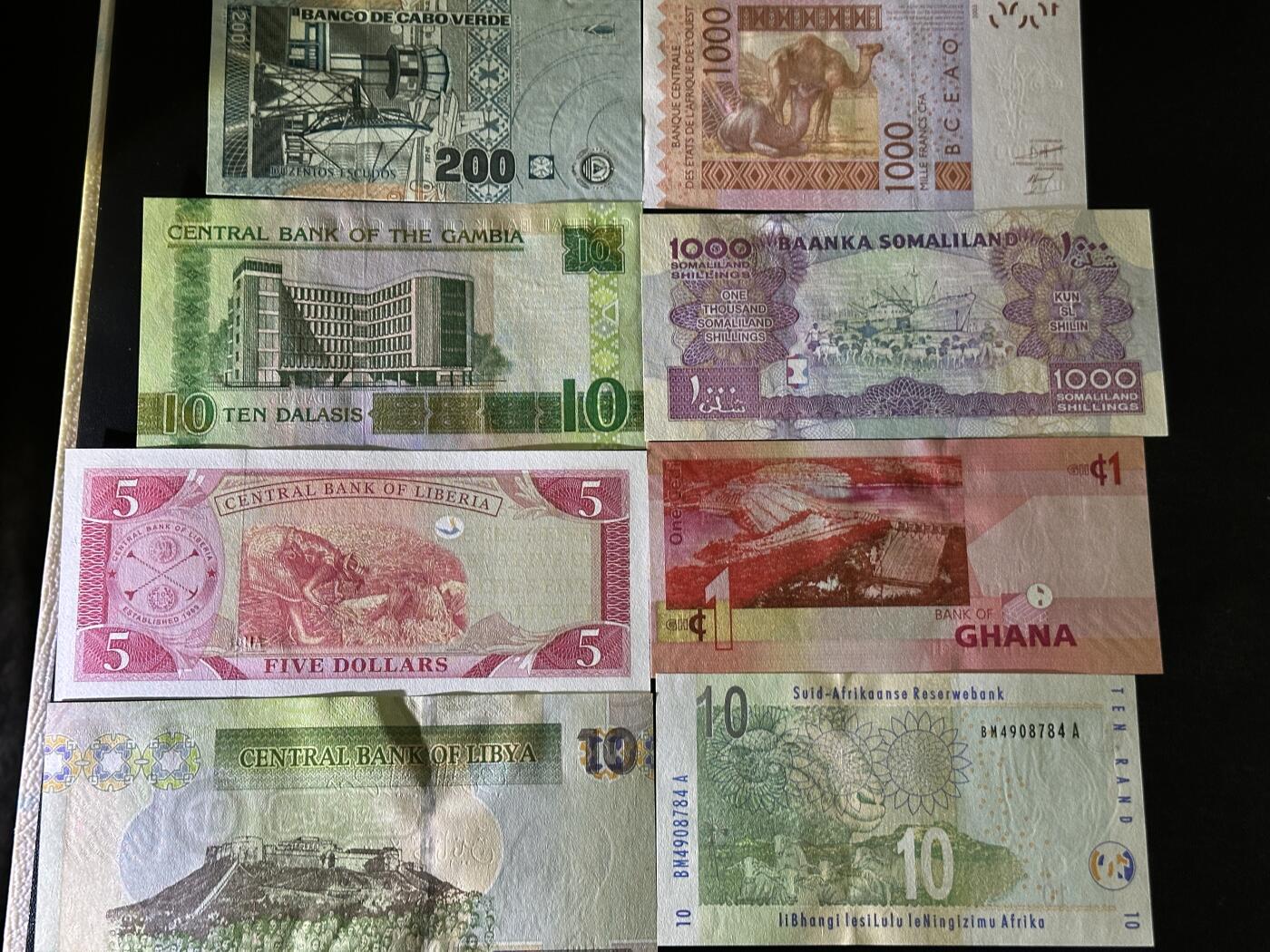 《外钞收藏家》第四百五十七期 南非等八张精美纸币 全新UNC