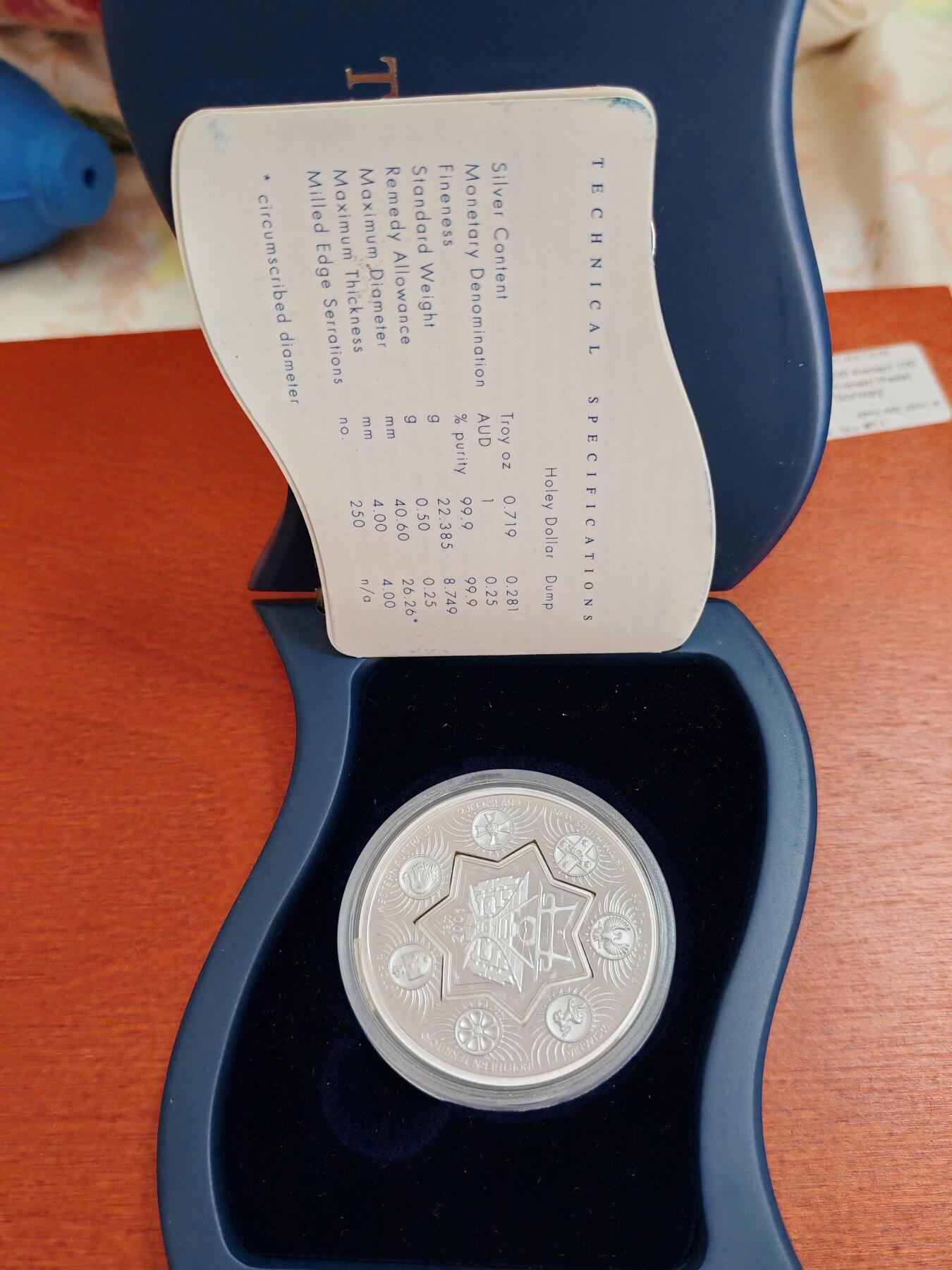 长老汇龙年精选第三十七场拍卖 2001澳大利亚星状子母币1.25元精制银币，盒证全
