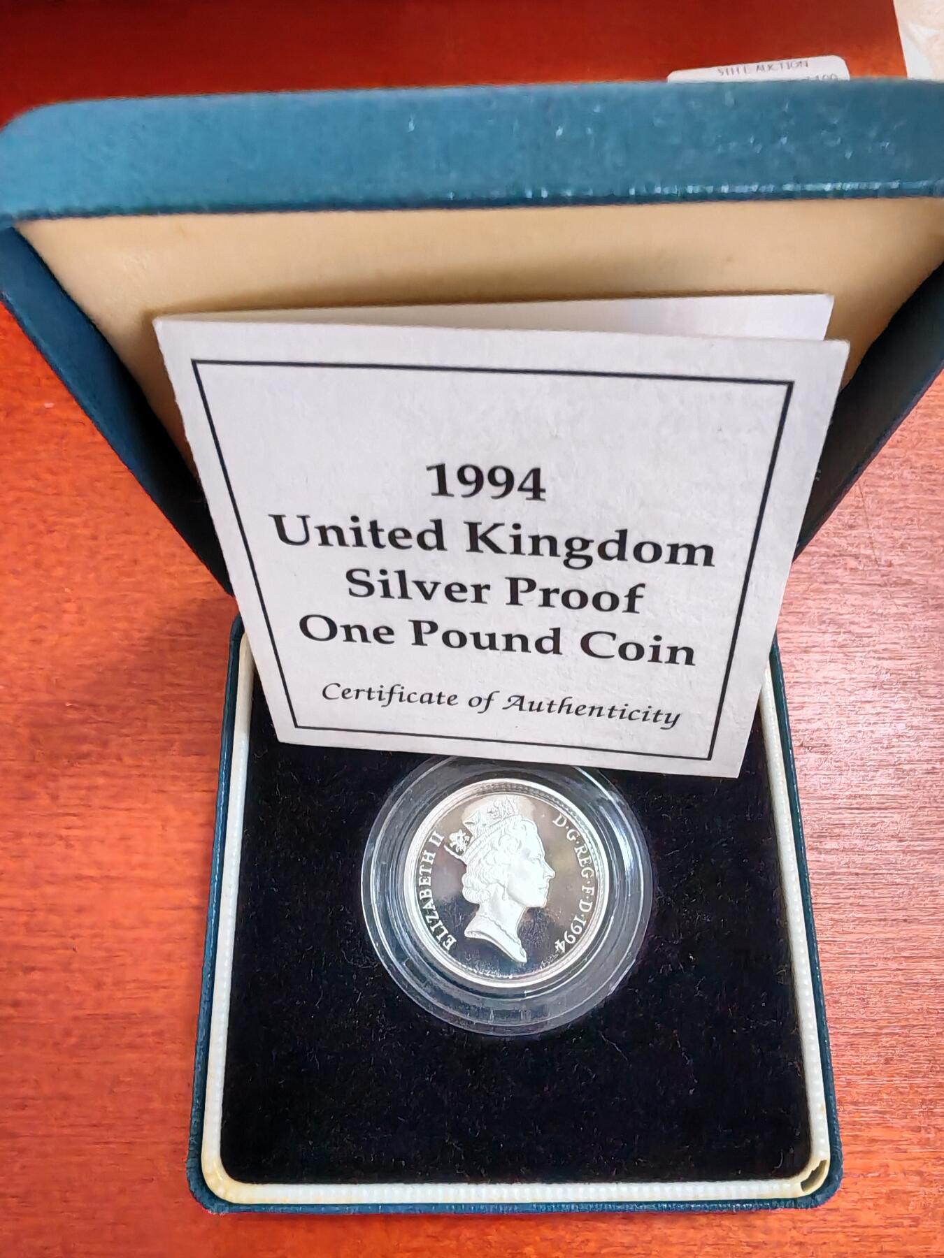 长老汇龙年精选第三十七场拍卖 1994英国1英镑精制加厚银币，盒证全