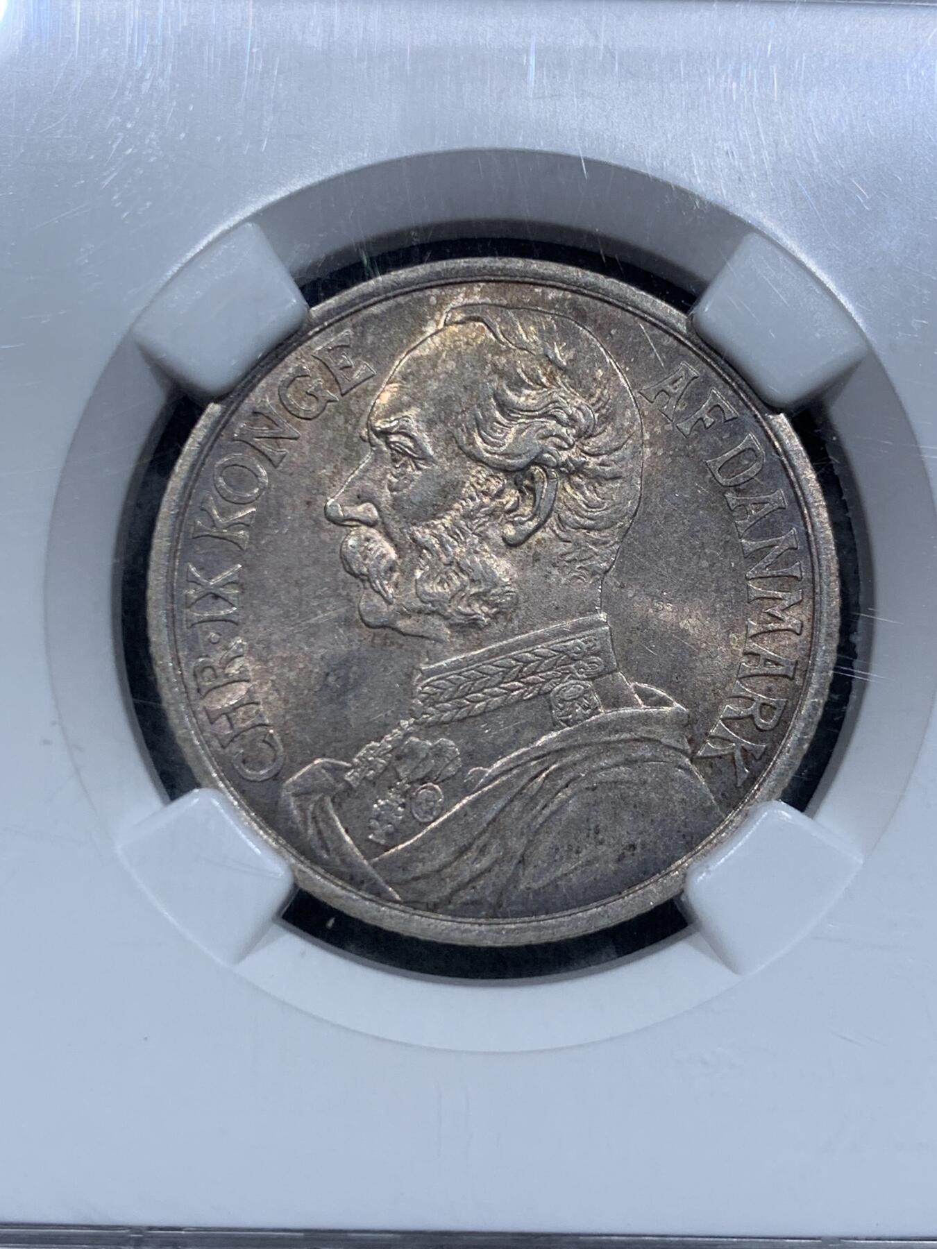 《竞宝斋》第337场 周日，周一，周二 3场连拍 （全场包邮） 殖民地名誉品 NGC MS63 丹属西印度 1905年 三女神银币 最大面值 深彩包浆 顶级品相 2021年同分成交1.8W