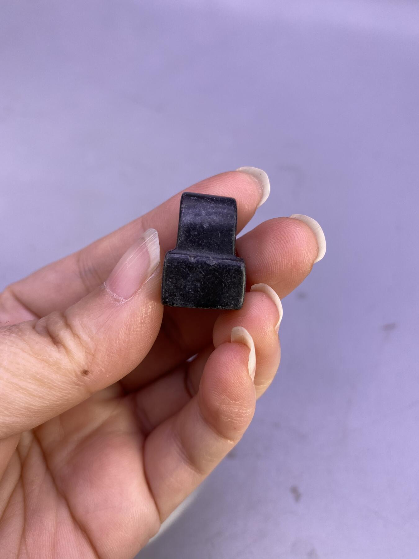 老煤晶石印章，尺寸2*1.5厘米，品相如图，150包快递