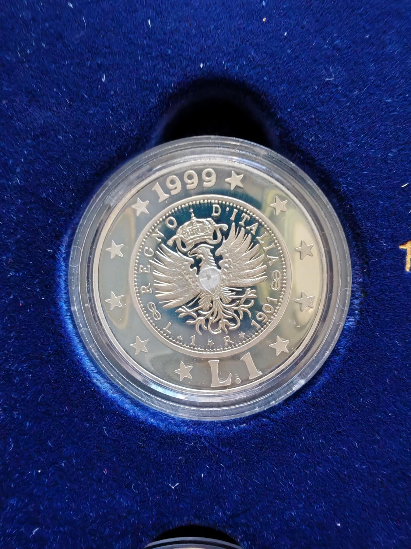 长老汇龙年限时拍卖第二场   1999-2001意大利最后的里拉精制银币6枚，盒证全，难得