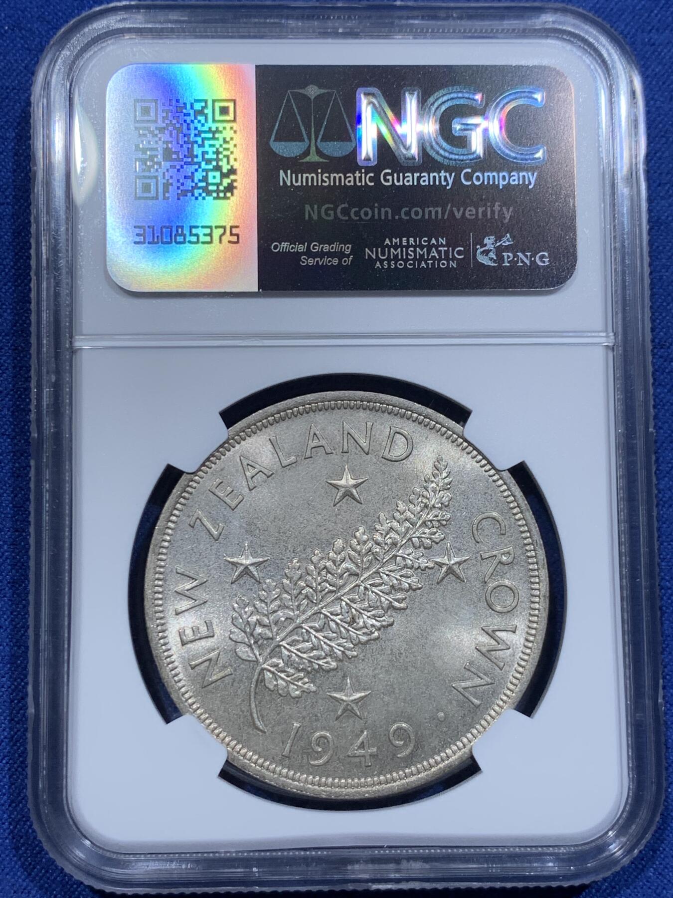 《竞宝斋》第338场 周日，周一，周二 3场连拍 （全场包邮） NGC MS64 新西兰1949年乔治六世1克朗大银币，拟定皇室访问纪念。