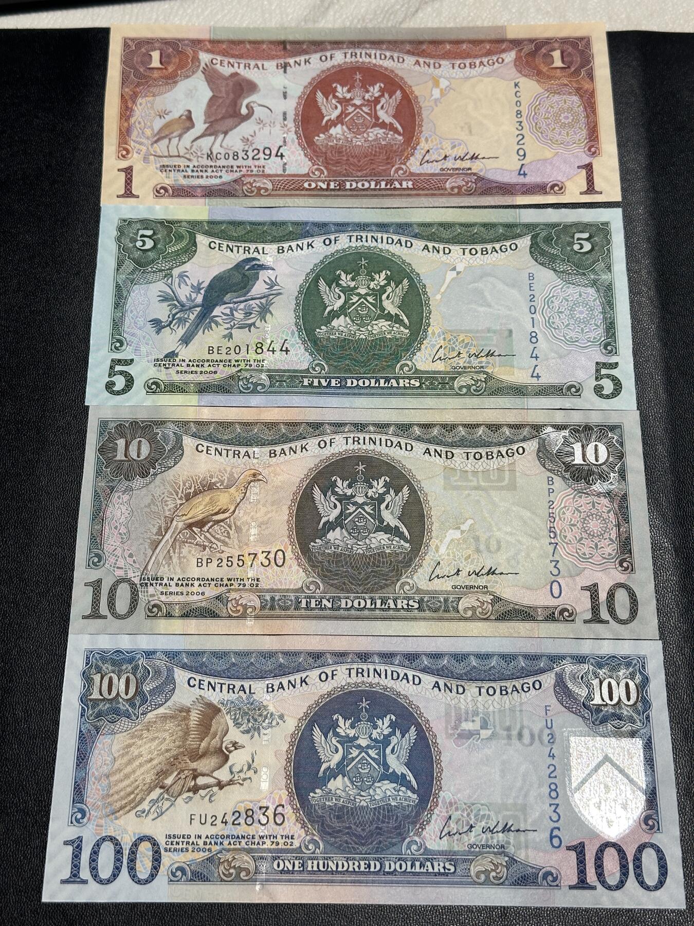 《外钞收藏家》第四百五十七期 2006年特里达尼亚和多巴哥一套 4张 全新UNC 初版 无全息条 相对稀少