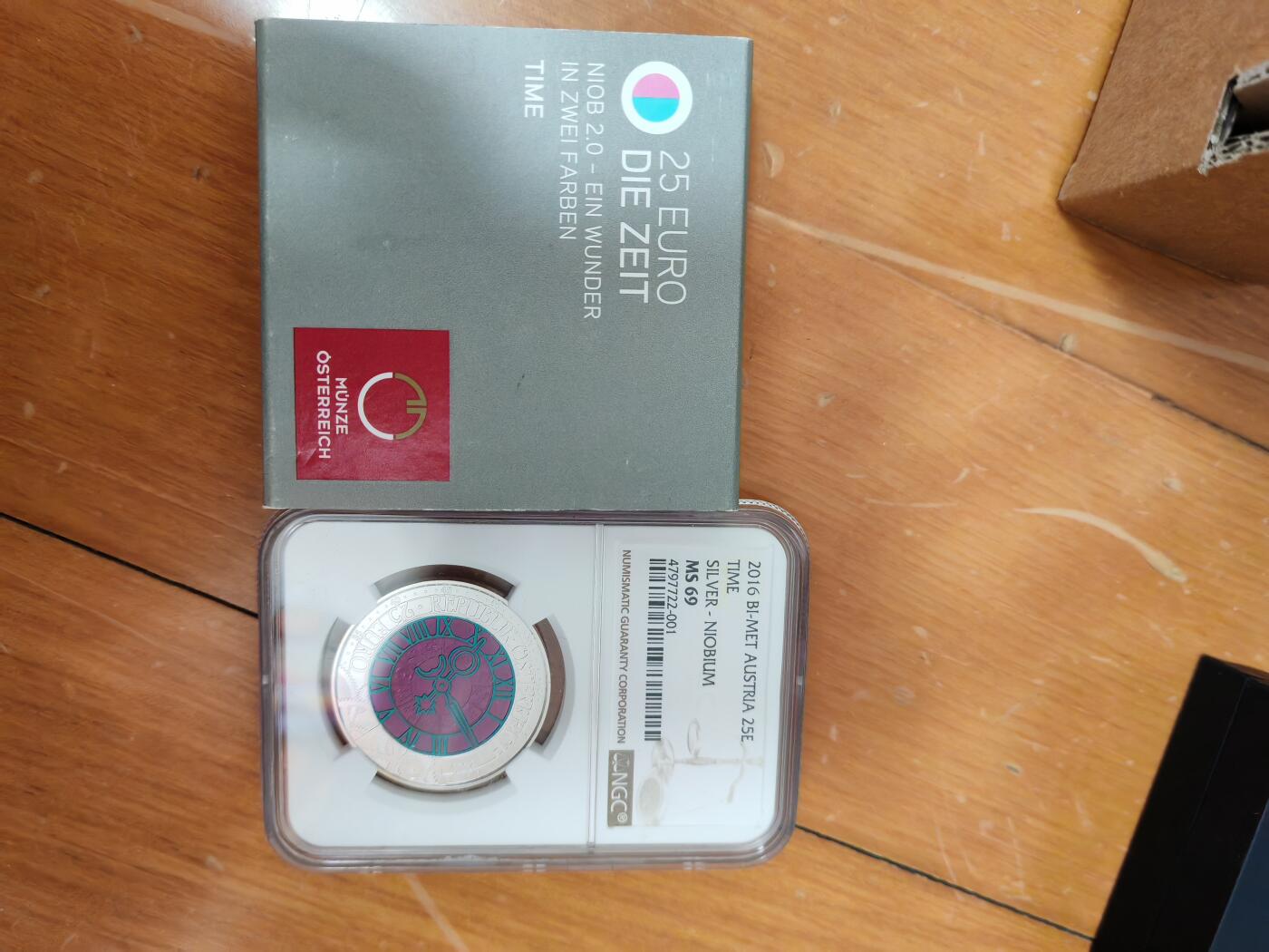 长老汇龙年限时拍卖第二场   2016奥地利时间25欧元铌银币，NGC MS69，盒证全