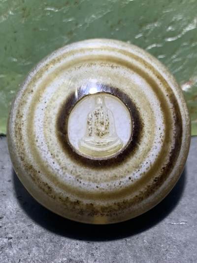 精品药师玛瑙手工雕刻无相佛板珠（背云）一颗。 - 精品药师玛瑙手工雕刻无相佛板珠（背云）一颗。