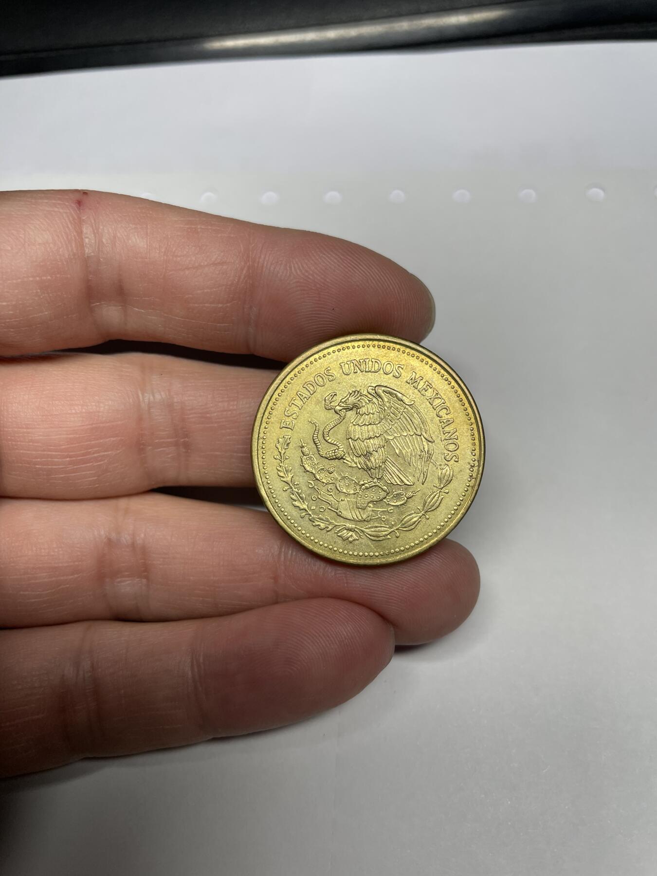 每日一拍，2024年集古藏今外币拍卖第十九期-第5场—（总第185拍），可以寄存60天，满160元包邮。 1989年墨西哥1000比索