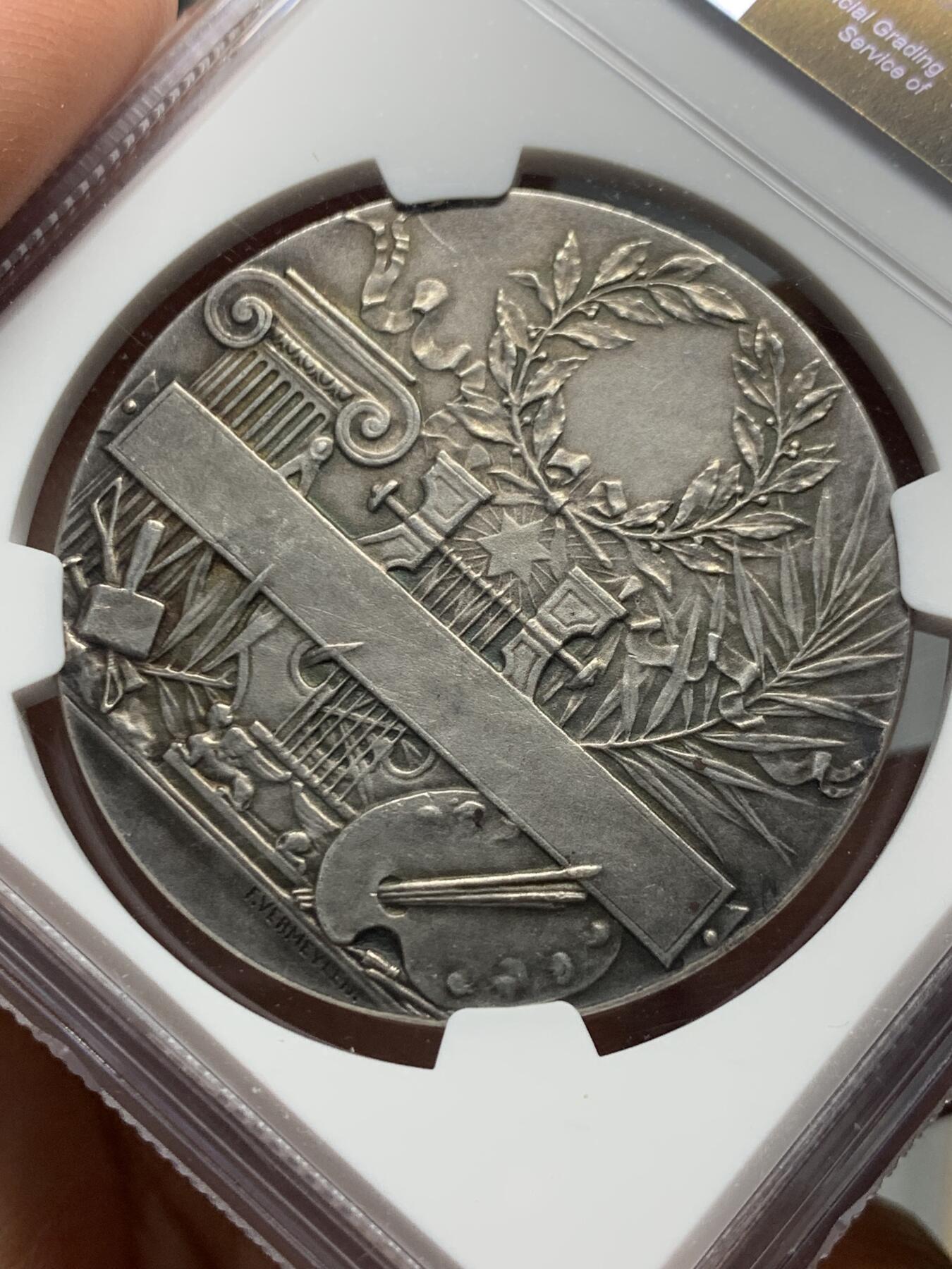 《竞宝斋》第339场 周日，周一，周二 3场连拍 （全场包邮） NGC MS63 比利时1909-1934年国王阿尔贝一世军装侧像纪念银章
