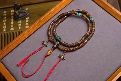 老嘎巴拉，108颗，年份久远，尺寸7.3x6毫米，克重42.5克，搭配———嘎巴拉三通——老铜技术器——料器阿呆、骰子———老骨阿呆。是具有悟性的骨骼 - 老嘎巴拉，108颗，年份久远，尺寸7.3x6毫米，克重42.5克，搭配———嘎巴拉三通——老铜技术器——料器阿呆、骰子———老骨阿呆。是具有悟性的骨骼