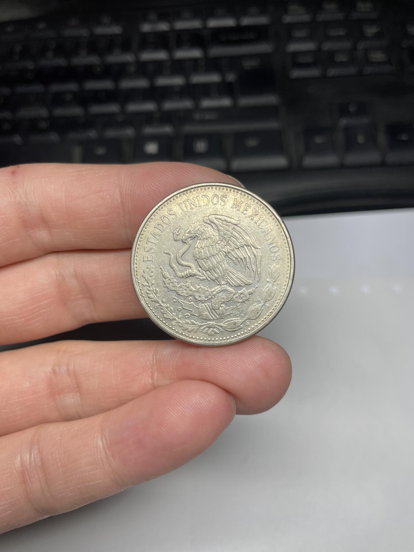 每日一拍，2024年集古藏今外币拍卖第十九期-第5场—（总第185拍），可以寄存60天，满160元包邮。 1981年墨西哥20比索