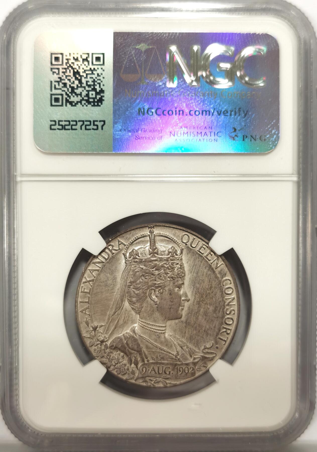 博洋堂世界钱币拍卖第104期（全场包邮） NGC MS64 英国1902年爱德华七世加冕纪念银章，少见高分，带造币厂原始纸袋
