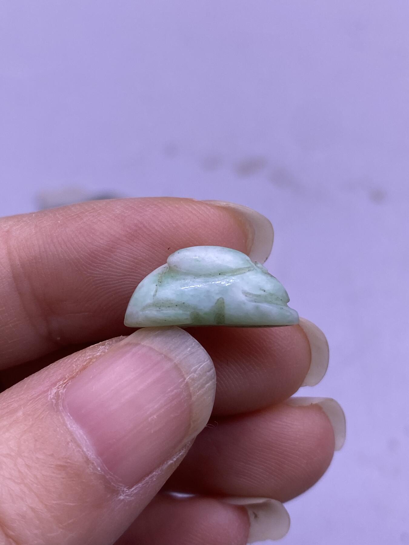 老翡翠小动物4个，尺寸1.6-2.9厘米，品相如图，400包快递