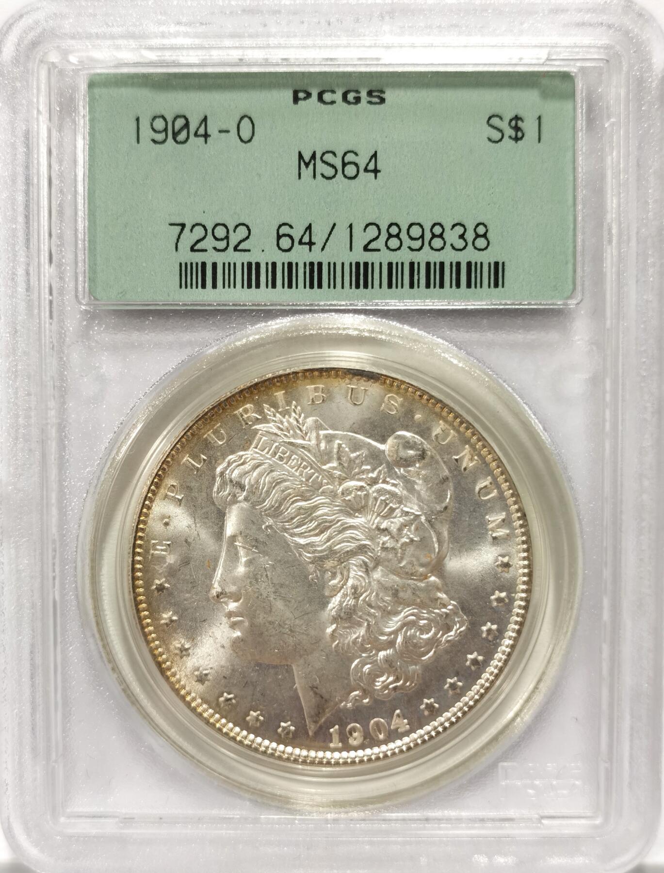 博洋堂世界钱币拍卖第104期（全场包邮） PCGS MS64 美国1904-O摩根大银币，少见7位数绿标老盒，盒子正面左上角有小磕