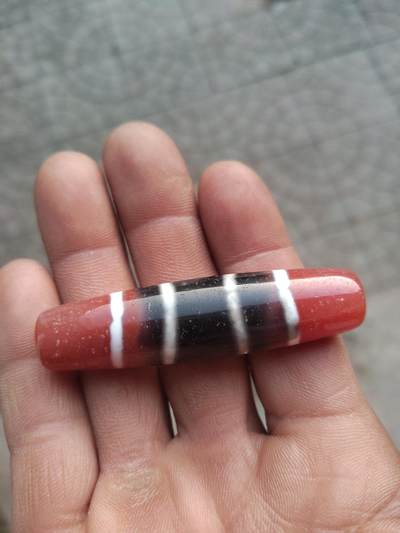 精品天珠专场 - 红肉四线天珠