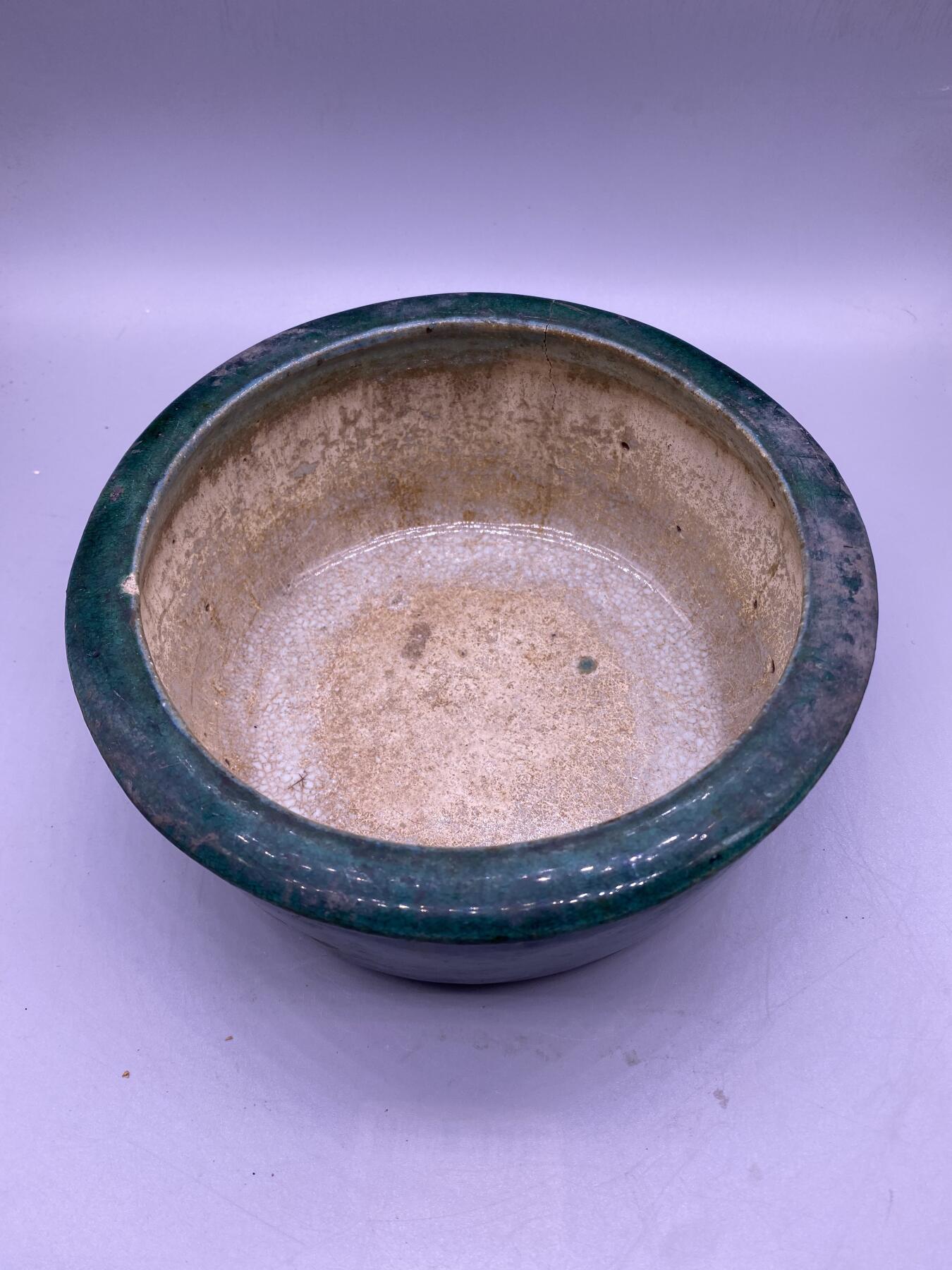 老窑绿釉卷缸，尺寸19*9厘米，品相如图，168包快递