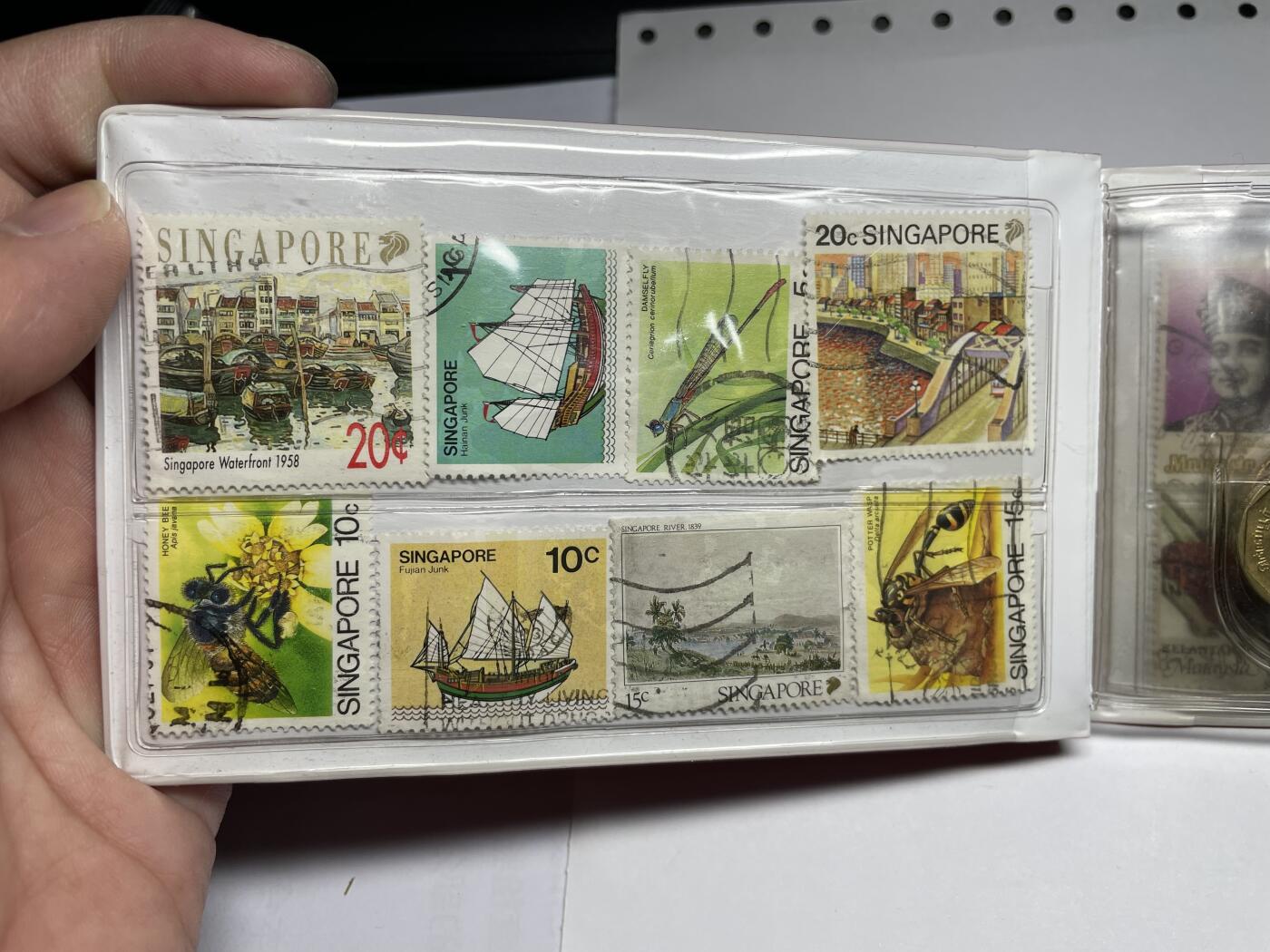 每日一拍，2024年集古藏今外币拍卖第十九期-第6场—（总第186拍），可以寄存60天，满160元包邮。 新加坡、马来西亚1本