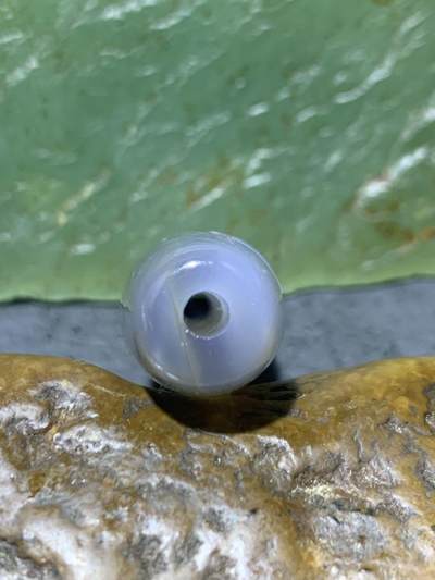 精美亚光高玉化巴西玛瑙手工俏色巧雕悟字桶珠一个！ 精美亚光高玉化巴西玛瑙手工俏色巧雕悟字桶珠一个！